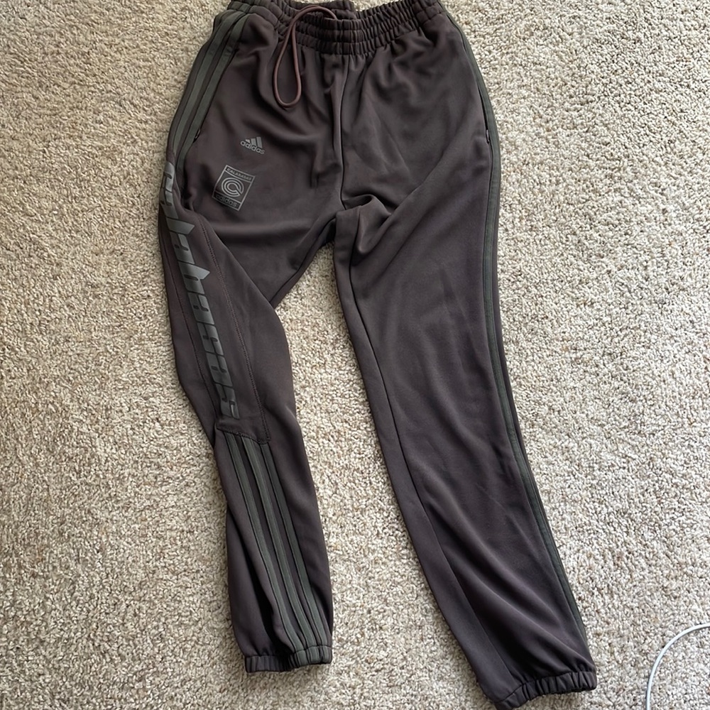 Adidas Calabasas Track Pant in Umber